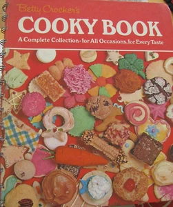 Vtg 1974 16th Printing (1963) Betty Crocker's Cooky Book HC Golden Press Spiral - Picture 1 of 4