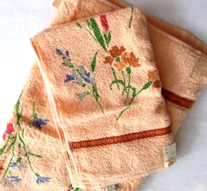 Vtg St Mary’s Peach Floral Bath & Hand Towel Set NWT - Picture 1 of 3