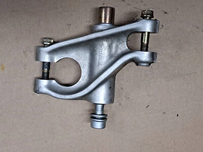 Pivote basculante palanca amortiguador Ducati Monster S4 S4R ST4 ST4S Superbike OEM 37210032A Foto 1 de 4