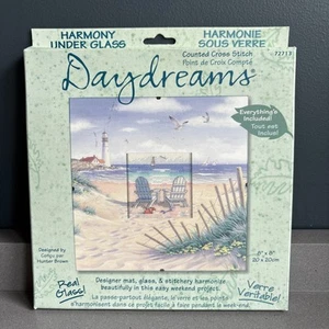 Dimensions Harmony under Glass Daydreams 8"x 8" Strand Kreuzstich-Set versiegelt - Bild 1 von 3