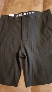 Hurley Herren Trek Hybrid Short Größe 32 Taille, 9,5” Schrittlänge, 20” Außennaht schwarz NEU - Bild 1 von 6