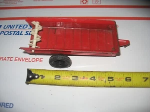 OLD ERTL TOYS 1/32 SCALE METAL MANURE SPREADER - Picture 1 of 4