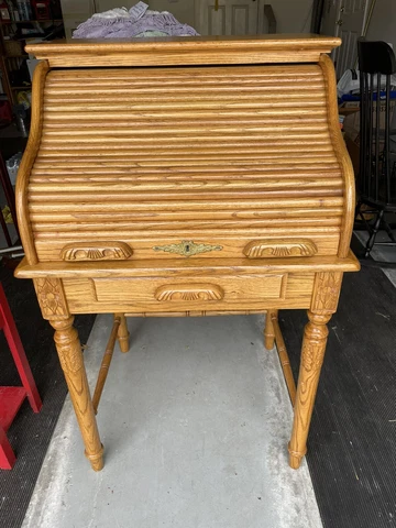 Roll Top Desk oak  measures 28"w x 45"h x 24"d Cover