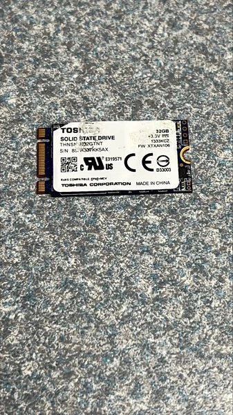 32GB SSD Solid State Hard Drive Toshiba THNSNX032GTNT  - Image 1 of 1