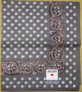 MOSCHINO Italy *Polka Dot Collectible Handkerchief 38cm /SADAYUZ - Picture 1 of 5