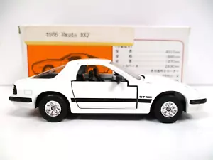 TOMICA / DANDY - 1986 MAZDA RX-7 / SAVANNA GT LIMITED - 1/43 DIECAST - Picture 1 of 19