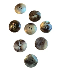 8 Round Shell Replacement Buttons - Picture 1 of 3