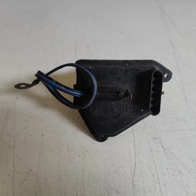 Módulo de resistencia del motor soplador Cadillac Eldorado Sevilla 1982-1985 Foto 1 de 2
