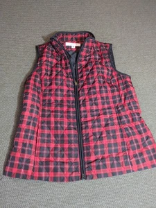 Croft & Barrow Women's Vest | Size S | Classic Red & Black Plaid - Picture 1 of 23