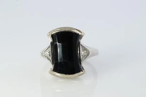 Vintage Geometric Black Onyx 14k Gold ring with diamonds. - Picture 1 of 6