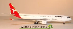 1:400 Gemini Jets Qantas Airways A330-200 VH-EBA 4117 GJQFA378 Airplane Model - Picture 1 of 1
