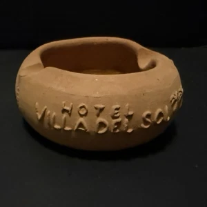 Cenicero de arcilla de colección Hotel Villa Del Sol Zihuatanejo México recuerdo decoración turística - Imagen 1 de 6