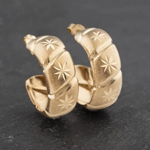 Orecchini a mezzo cerchio in oro giallo 9 ct 24 mm con motivo seconda mano 41172928 - Foto 1 di 2
