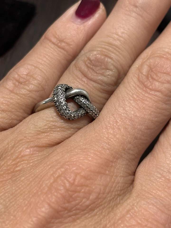 Pandora autêntico anel de corações atados em prata esterlina 925 e pavê CZ, tamanho 6,5 - Imagem 1 de 4