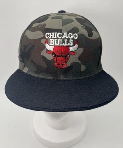 Sombrero de hombre Chicago Bulls camuflado con espalda a presión - Imagen 1 de 7