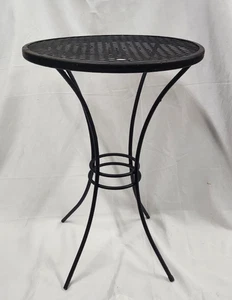Mesa auxiliar pequeña para muebles de patio Homecrest vintage MCM Midcentury malla negra - Imagen 1 de 7
