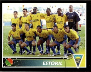Juego de pegatinas de fútbol Panini Portugal 2004 foto de equipo de descanso Estoril #134 - Imagen 1 de 2
