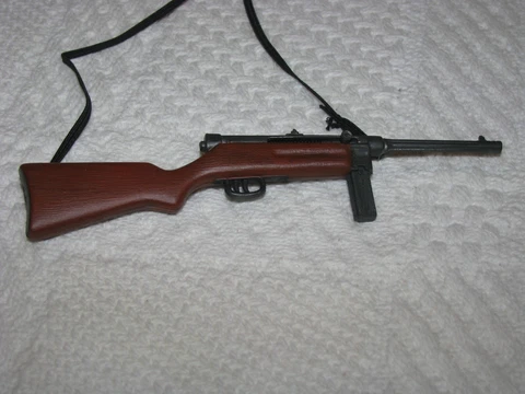 1/6th Scale WW 2 Italian Army Beretta 38/42 Sub Machine Gun w Removable Magazine Cover