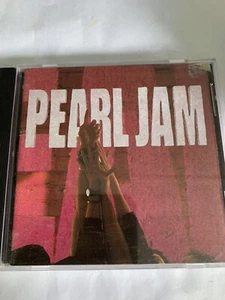 PEARL JAM Ten CD (b49/7) free postage - Picture 1 of 2