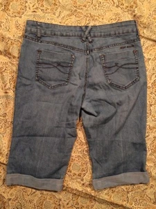 DKNY Jeans Donna Designer Blu 8 Cropped Capris Denim Pantaloni Carini Pantaloncini Ragazze - Foto 1 di 7