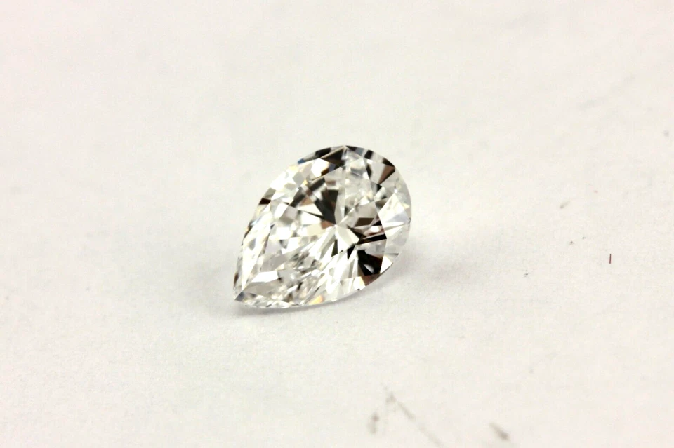 GIA certified natural pear shaped diamond 0.36ct SI1 D 5.86x4.09x2.56mm estate - Image 1 of 4