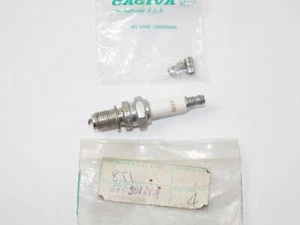 OEM 2001-05 DUCATI CAGIVA SPORT TOUR ST4 SUPERBIKE 748 996 BUJÍA 67090121A - Imagen 1 de 1
