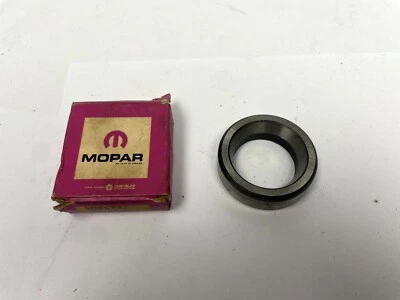 1934-1954 Chrysler Desoto Dodge S-15 нижний червячный упорный подшипник чашка 2225805 новый из старых запасов. - Изображение 1 из 4