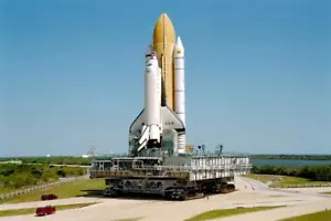 SPACE SHUTTLE COLUMBIA LAUNCH GLOSSY POSTER PICTURE PHOTO PRINT BANNER sts1 8556 - Picture 1 of 1