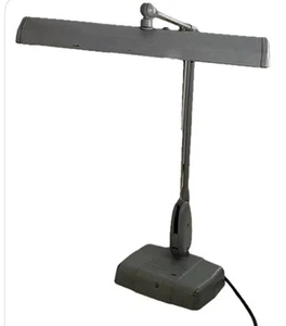 Vintage Metal Desk Lamp Old Office - Picture 1 of 11