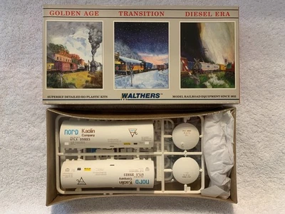 Walthers #932-5163 HO Scale Nord 40' Tank Car Kit #25923 - Image 1 of 3