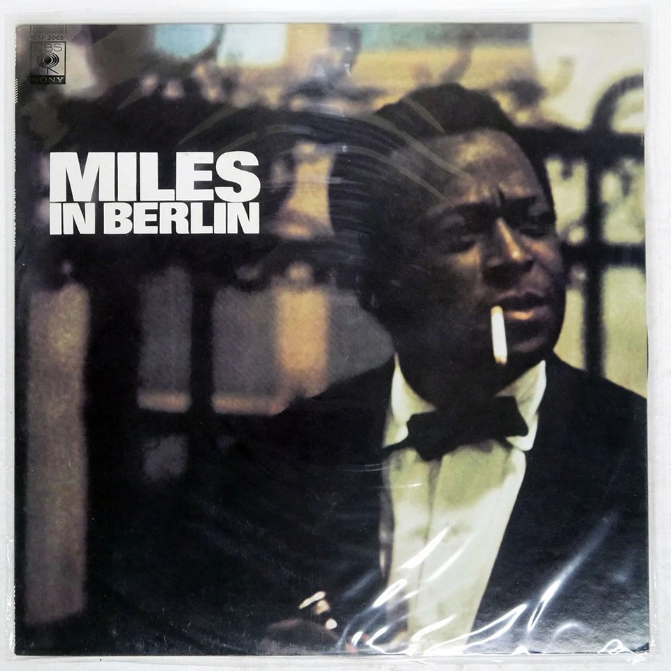 МАЙЛЗ ДЭВИС В БЕРЛИНЕ CBS/SONY 18AP2065 Япония виниловая пластинка - Изображение 1 из 1