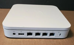 Apple AirPort Extreme 5-Port Gigabit Wireless N Router A-1408 (no power cord) - Picture 1 of 4