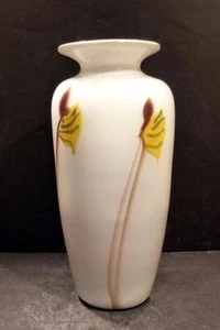 Studio Art Glass Vase With Floral Design By Correll - 8 1/8" - MINT - Picture 1 of 1
