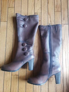 NIB Women's Miz Mooz Nicolette Zip up Button Boots Size 9 Brown Leather - Picture 1 of 6