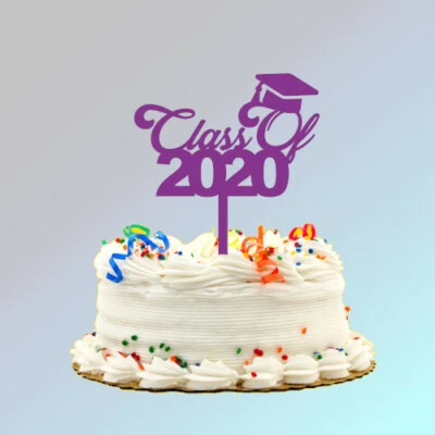 Topper de pastel clase de plástico 2021 (6 pulgadas de ancho, 7,5 pulgadas de alto) Foto 1 de 2