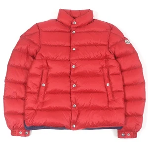 Chaqueta de Plumón MONCLER PIRIAC GIUBBOTTO Luz con Parche de Logo Rojo Nylon para Hombres 1 - Imagen 1 de 13