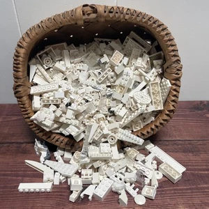 Bulk White Lego Pieces 2 lbs 4 oz. Sorted and Cleaned. - Picture 1 of 5