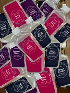 (45) Groovi Shower Gel Holiday Bulk Snow Berry Vanilla Citrus Gift Set Reseller - Picture 1 of 10