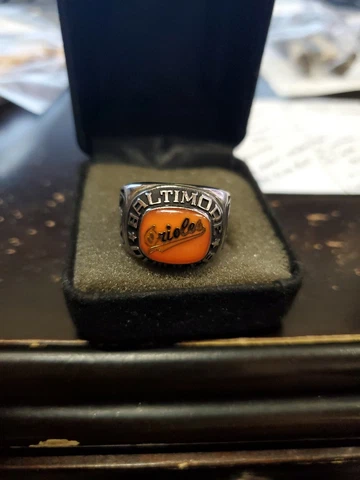 Baltimore Orioles Classic Silvertone MLB Ring Cover