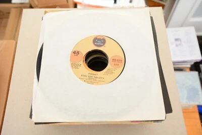FOGHAT "I JUST WANT TO MAKE LOVE TO YOU" 45RPM 7" VINYL EXC [d34-46] - Image 1 of 4