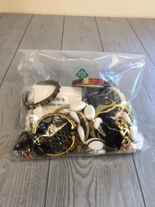 1.8 Pound Lot of Assorted Multicolor Costume Bracelets - For Use / Repurposing - Picture 1 of 8