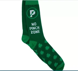 Men's St. Patrick's Day Crew Socks Size 9-13 No Pinch Zone Shamrock - Picture 1 of 1