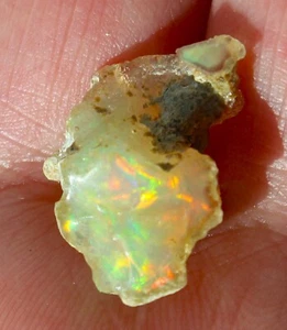 Opale de Feu Brute Multicolore d'Australie de 6,435 ct - Imagen 1 de 8