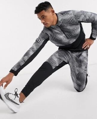 Nike Element 1/2 Zip Running Top & Phenom Trousers Small/Med Black White Silver - Image 1 of 4
