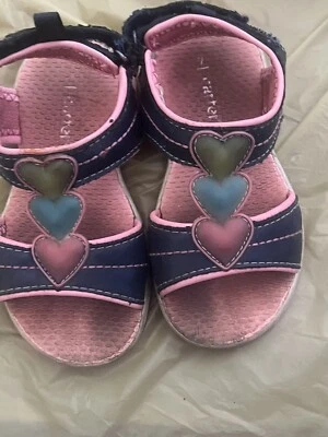 ¡Lindo!~💚~Niños pequeños~🩵~Niñas~🩷~¡Sandalias!!🩵💚🩷Talla~7 Foto 1 de 3