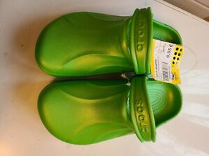 Crocs  size 3/5 green new with tags