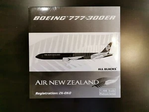 1:400 PH10584 Air New Zealand B777-300ER ZK-OKQ - Picture 1 of 6