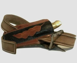 GUAINA ORIZZONTALE IN PURA PELLE FATTA A MANO INCISA A MANO PER COLTELLO LAMA FISSA - Foto 1 di 4