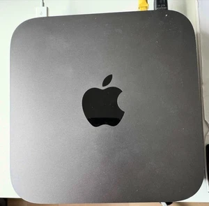 Apple Mac Mini 3,2GHz i7 32 GB RAM, 500 GB SSD, MacOS 15 - Afbeelding 1 van 2