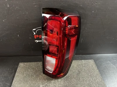 24-25 SIERRA 2500 NTO CAMA PASAJERO LUZ TRASERA INCANDESCENTE COMPLETA LÁMPARA 85821141 Foto 1 de 4